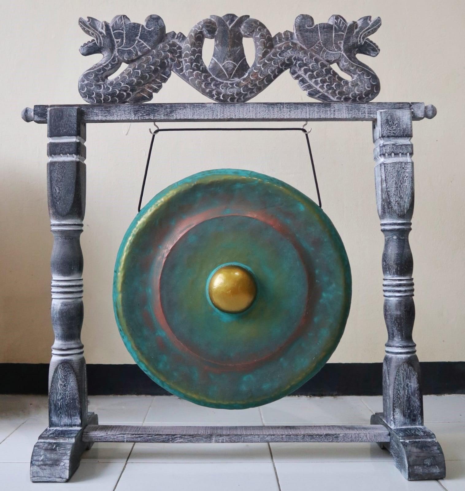 Small Gong in Stand - 25cm - Greenwash - Charming Spaces
